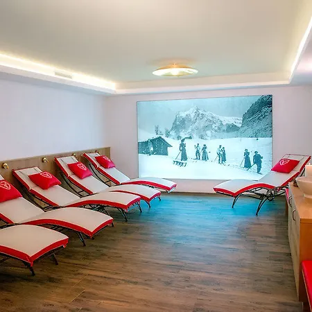 海尔森酒店 - 酒店 格林德瓦